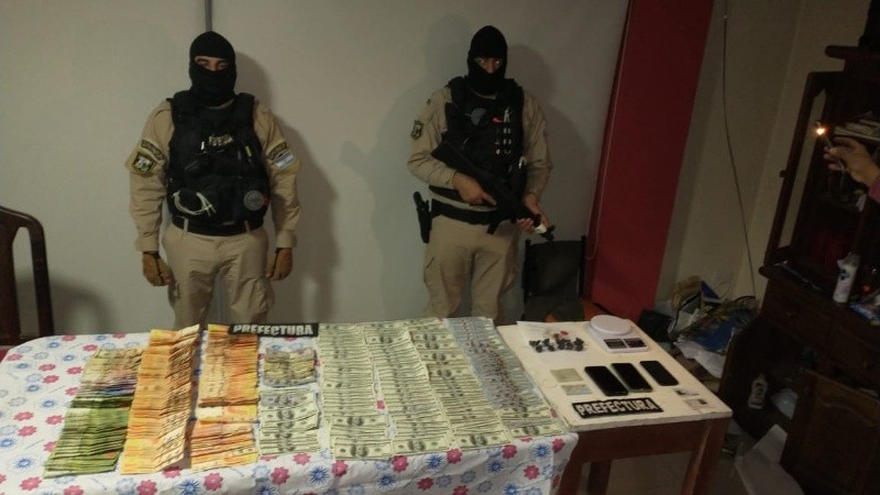 Detienen en Funes a un hombre que vendía droga con entrega a domicilio